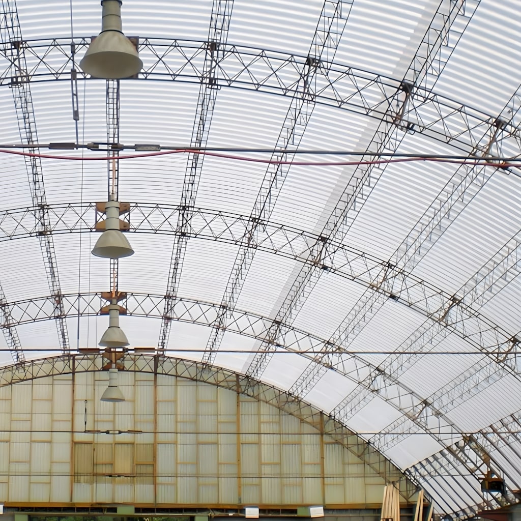 Clear corrugated multiwall polycarbonate roof system
