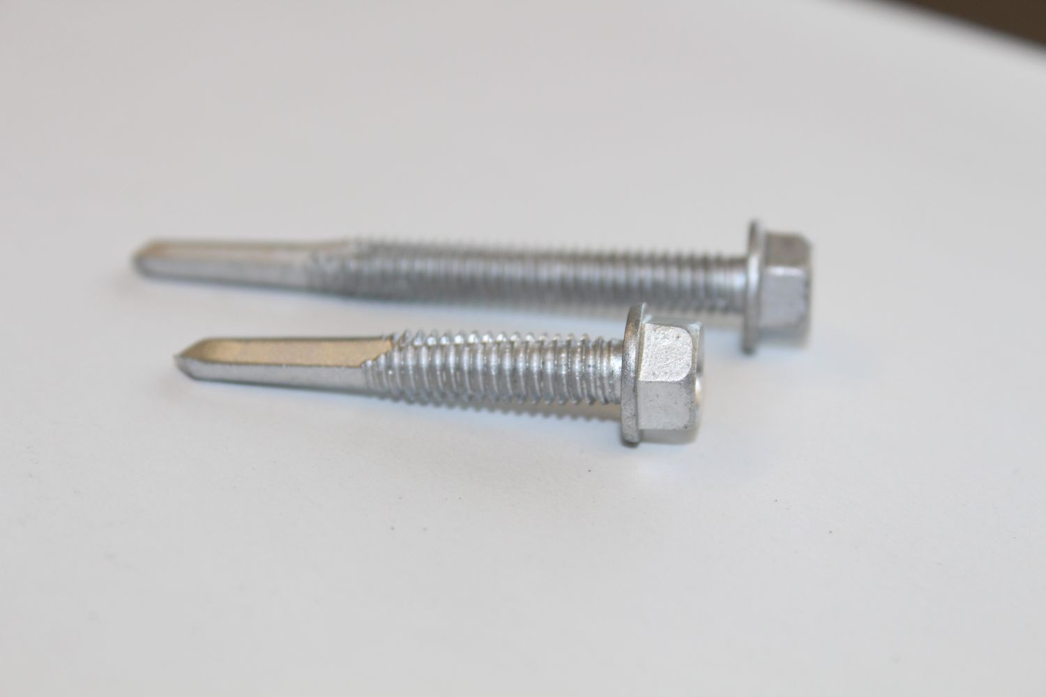 en galvanized screws for metal 02