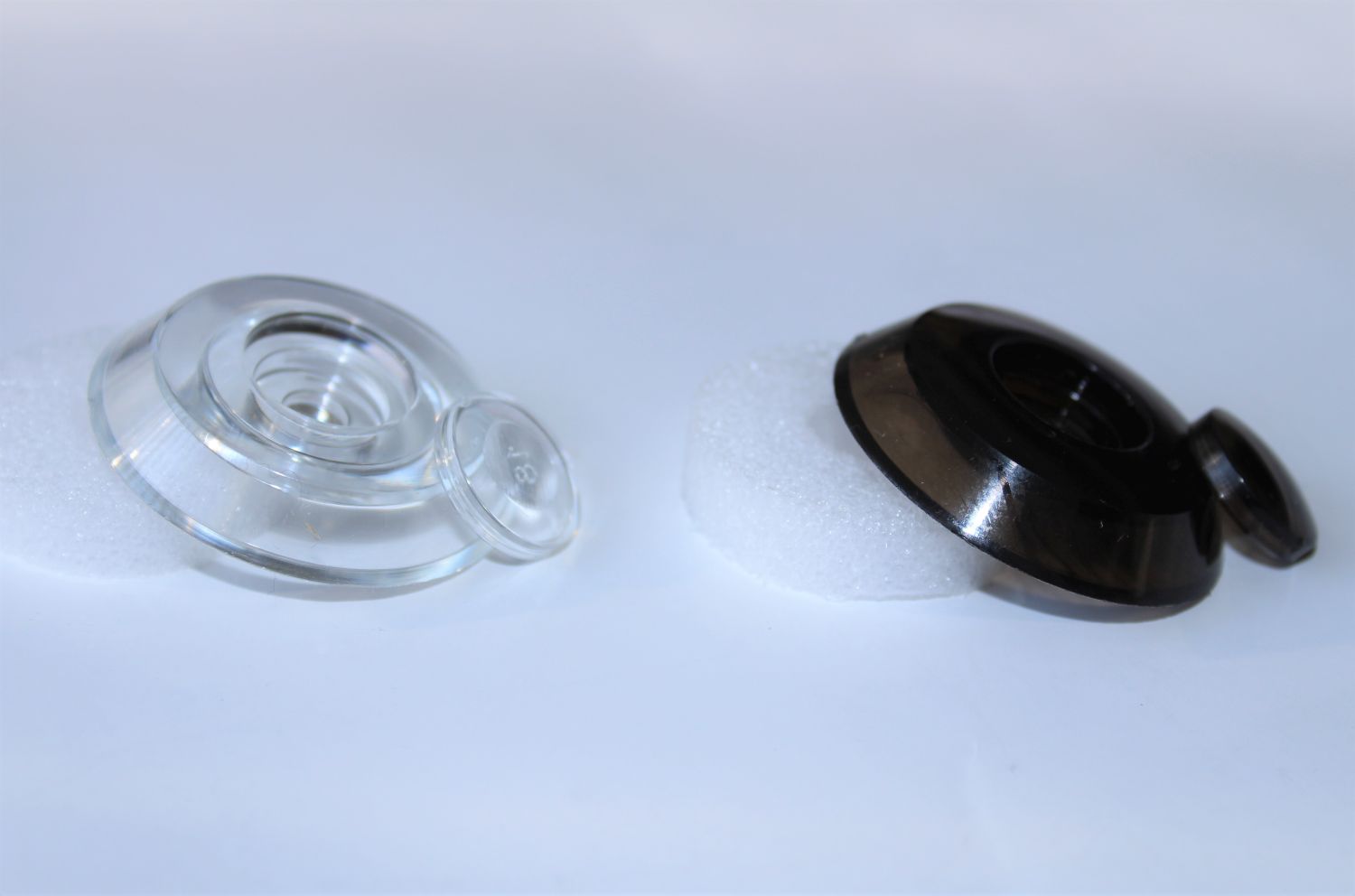 Plastic disks for screws