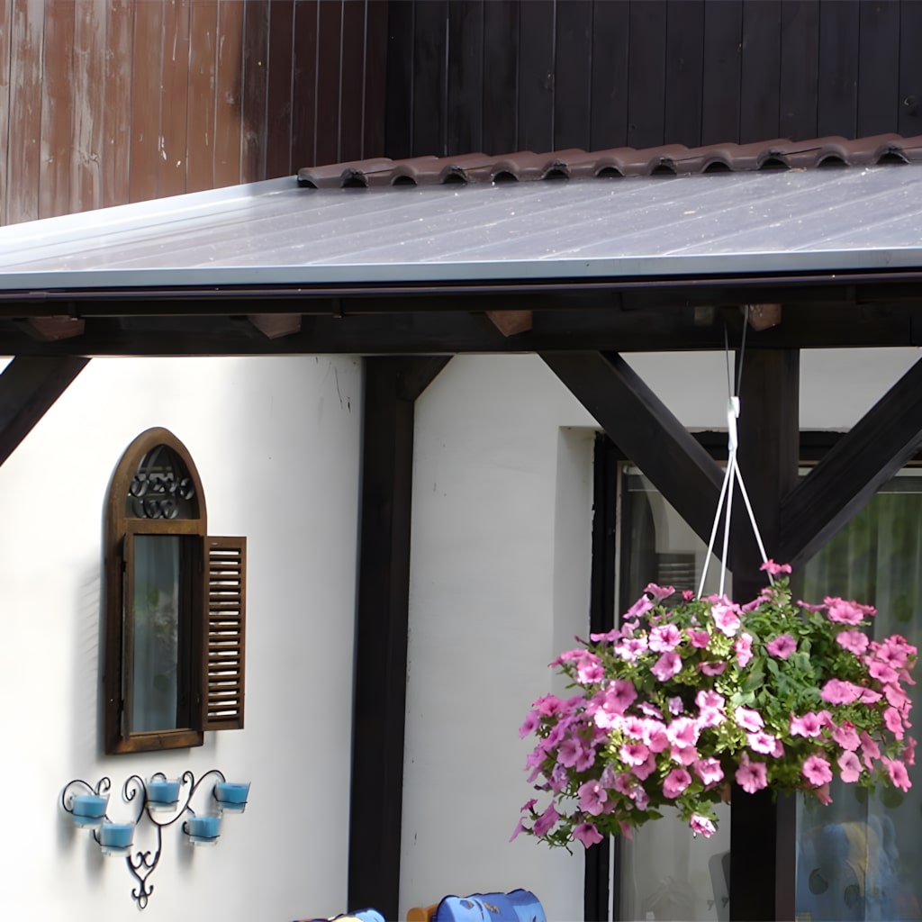 Terrace with multiwall polycarbonate panels roof