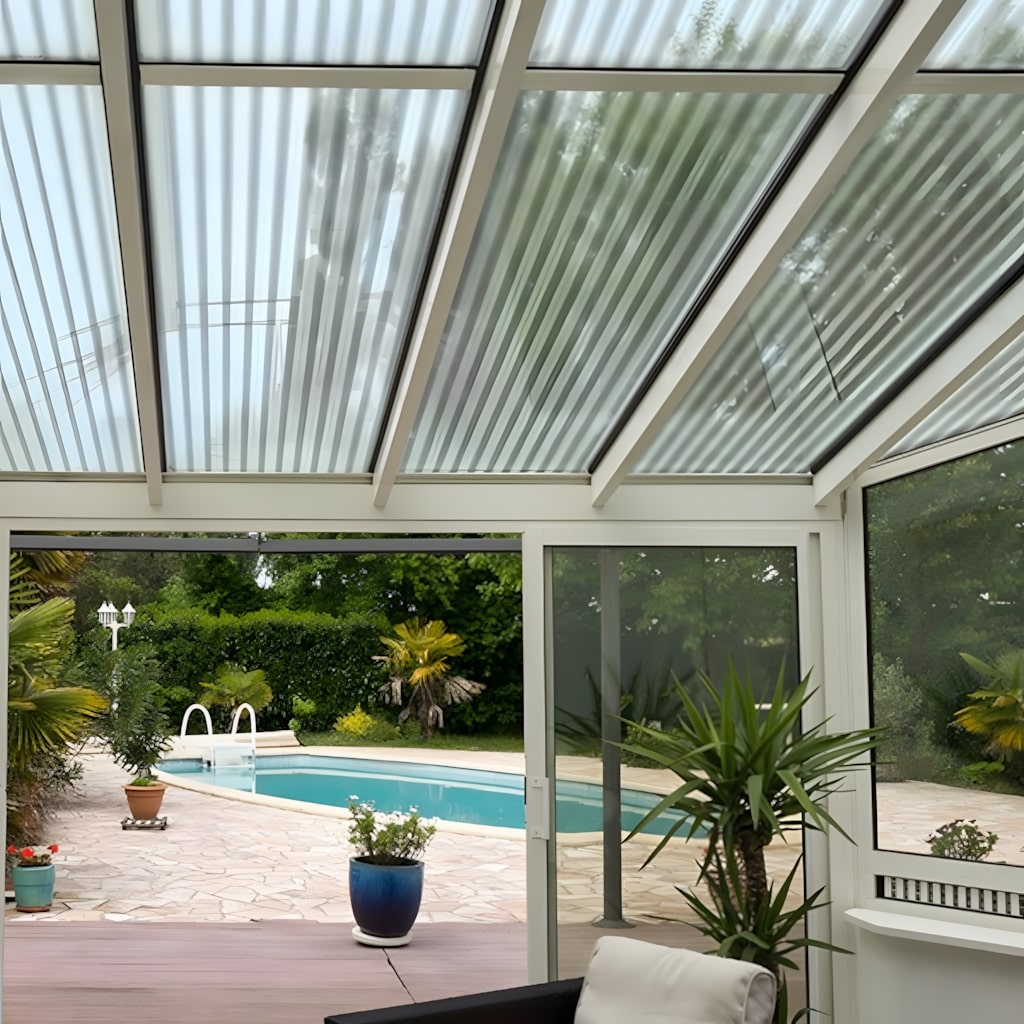 Terrace covered with trapezoidal solid polycarbonate panels